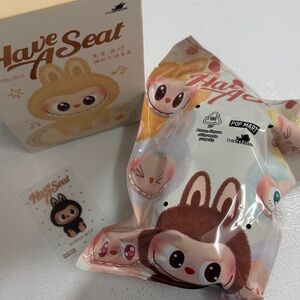 Pop Mart Have A Seat Secret DUODUO